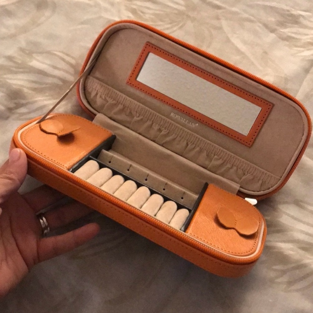 Rowallan travel jewelry case